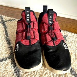 Nike men’s shoes size 10.5